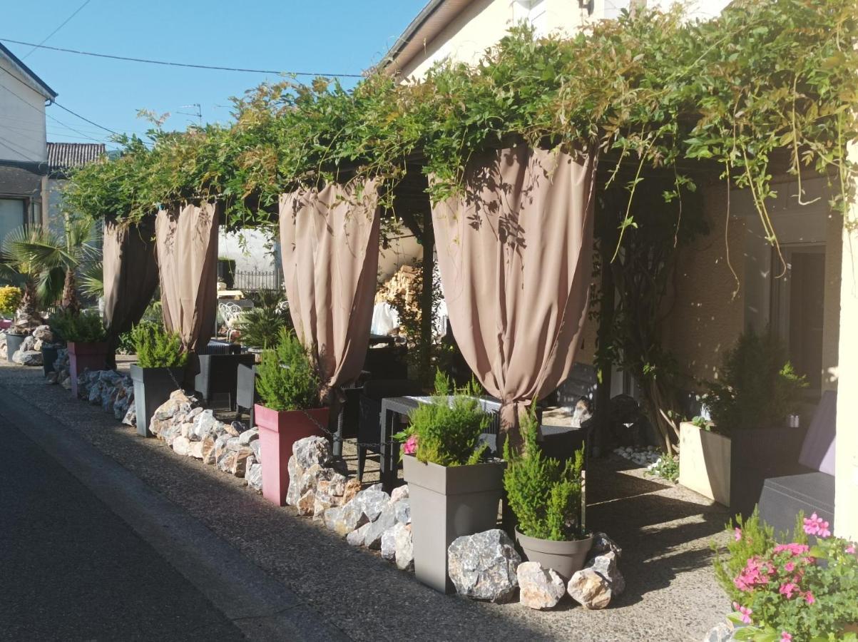 L' Auberge Campagnarde, Lourdes Spa Sauna Restaurant Poueyferre Luaran gambar