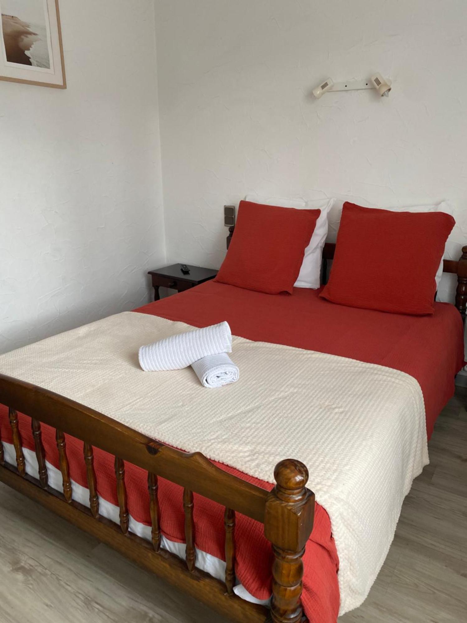 L' Auberge Campagnarde, Lourdes Spa Sauna Restaurant Poueyferre Luaran gambar