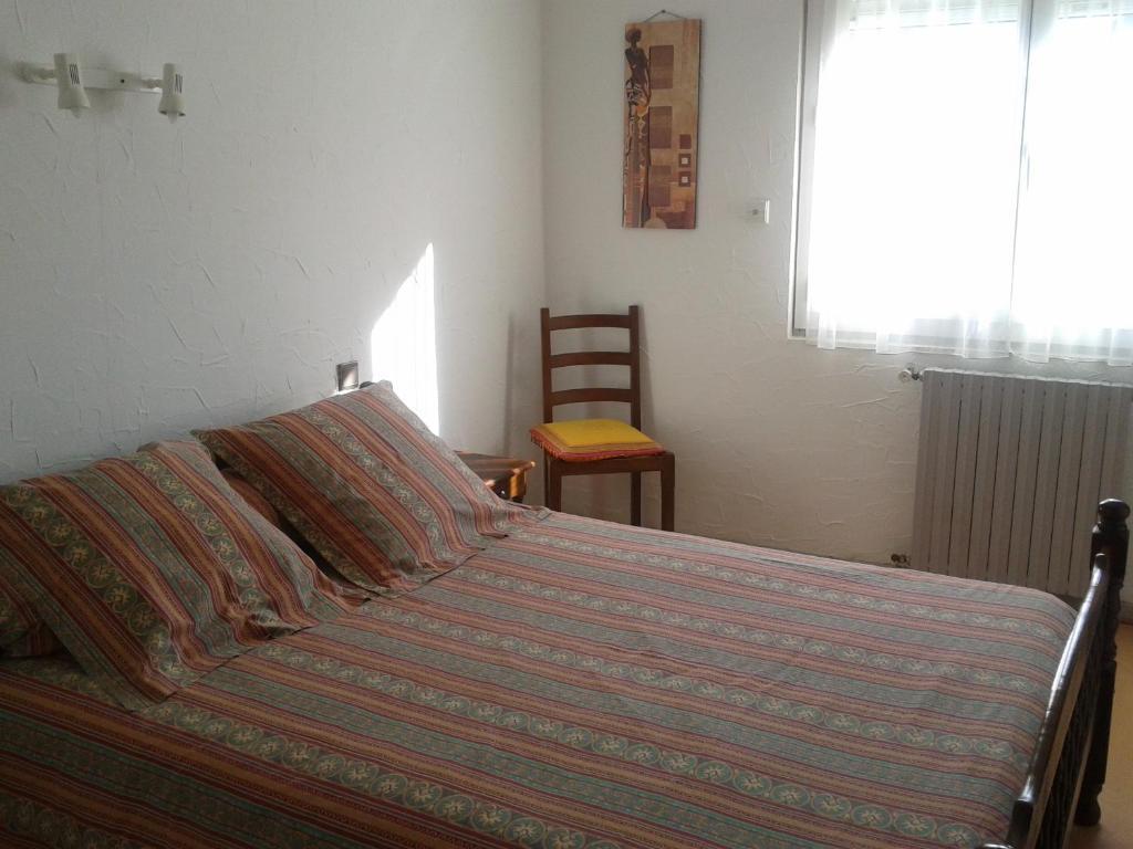 L' Auberge Campagnarde, Lourdes Spa Sauna Restaurant Poueyferre Bilik gambar